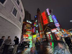 -Zoolung Zoolung动物主题公园(海信广场店)