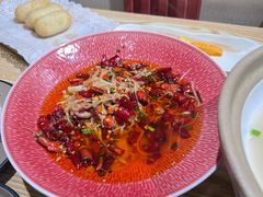 -叁煨蹄花自贡盐帮菜馆(人民广场店)