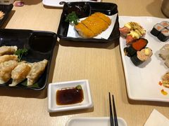 -万岁料理回转寿司(华贸店)