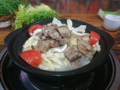 -阿婆情腊排骨火锅(金虹路店)