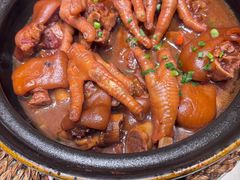 大手牵小手-江南韵·无锡太湖文化体验餐厅(凤凰天街店)