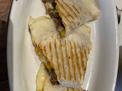 -玛格萝妮(汇智国际商业中心店)