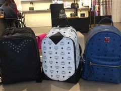 -MCM(比斯特上海购物村店)