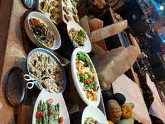 -松山湖凯悦酒店·Café自助餐厅·周末火舞秀表演