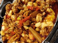 牛蛙爱上虾-小民大排档(光谷店)