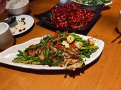 -隔壁老王·家常云南菜(花巷店)