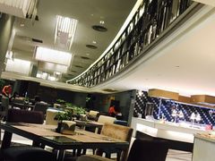 -上海滴水湖皇冠假日酒店