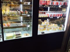 面包甜点陈列柜-味多美蛋糕(安定门店)