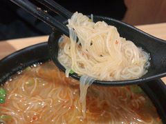 -小杨生煎(金山百联购物中心3楼店)