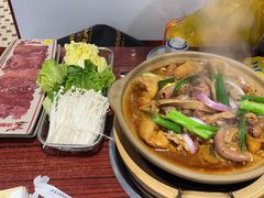 -沙胆彪炭炉牛杂煲(上海日月光广场店)