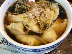 红汤辣开洋馄饨-勤德兴(湖滨路店)