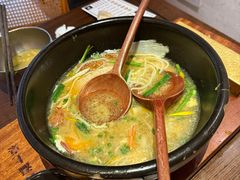 -银米·云南传统过桥米线(双廊黑金冠店)