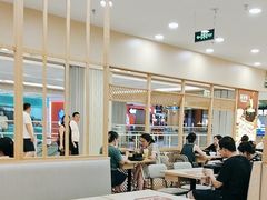-花馬肆.云南过桥米线(汉神购物广场现场熬汤店)