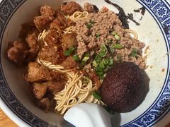 -沪西老弄堂面馆(定西路店)