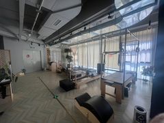 -F+轻食健身赋能空间(中华北路国贸商场店)