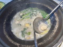 -陈大锅·岳阳鱼馆·地道岳阳菜(美食街店)