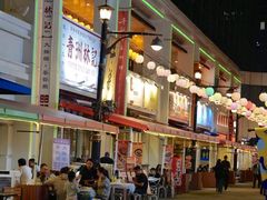 -百老汇美食街