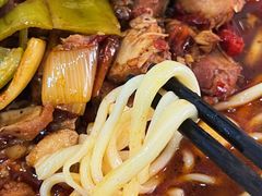 -牛一嘴·兰州牛肉面·大盘鸡(财富中心店)