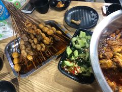 油卤串串-绝城芋儿鸡(龙王庙街总店)