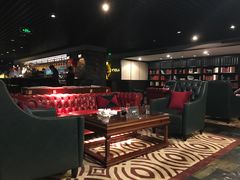 -上海锦江汤臣洲际大酒店柒酒廊