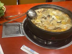 -菌之家·专业纯野生菌火锅·特色炒菌