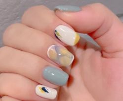 -雪奈传统美甲美睫