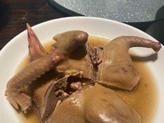 招牌盐水乳鸽-维园悦谱·海派家常菜(乌鲁木齐南路店)