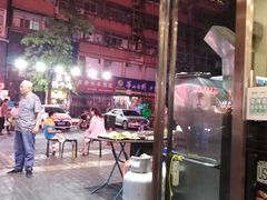 -食上东新街美食街区(民乐新都会店)