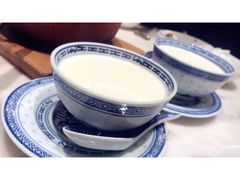老香港鲜奶冻-香港百合居(LCM置汇旭辉广场店)