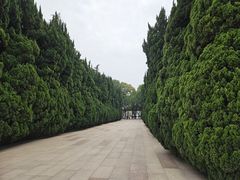 -上海市龙华烈士陵园