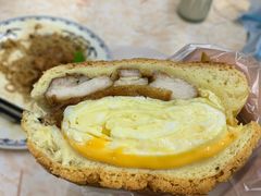 鸡扒芝士滑蛋菠萝包-渔记茶餐厅(渔村店)