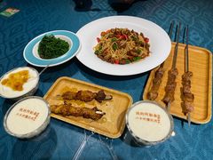 -乡村馕坑肉·烧烤·新疆菜·本地人更爱吃(阿勒泰首店)