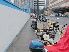 -中山公园-龙之梦停车场