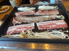 -金三顺韩式炭火烤肉店(中华路店)
