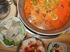 -老凯俚酸汤鱼(鸿通城店)