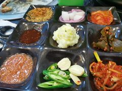 -烤路里·韩国品质自助烤肉(石路天虹4号店)