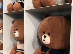 -LINE FRIENDS Garosu-gil Flagship Store