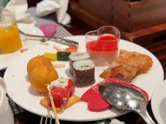 -广州万富希尔顿酒店-感趣自助餐厅·生蚝海鲜刺身