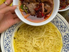 -李与白包子铺(桐梓林店)