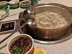 -润园四季椰子鸡火锅(海上世界店)