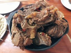 -宝瑞门钉肉饼店