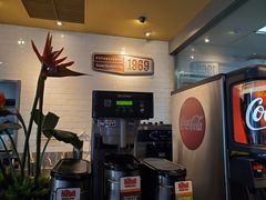 -The Habit Burger Grill 哈比特汉堡(复兴soho店)