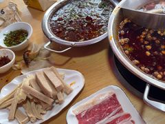 -大众跷脚牛肉馆·非遗传承单位(峨眉山店)