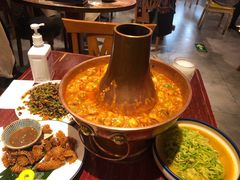 油焖鸡-浩海火烧云傣家菜(京广店)