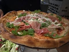 -WOLFGANG PUCK KITCHEN & BAR(迪士尼小镇店)