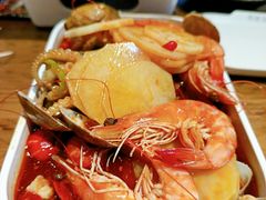 -华府九号海鲜烧烤大排档(龙域店)