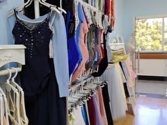 -上海路易十四芭蕾良品舞蹈用品店(美丽华商务中心店)