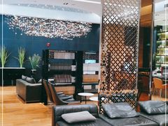 -武汉光谷广场杨家湾地铁站怡程酒店