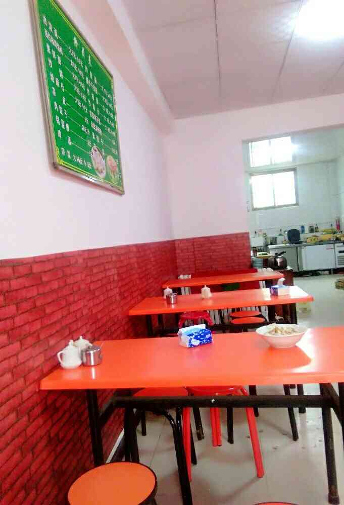 手工菠菜面馆-"里面的手工菠菜面只能用个嘹咋了来形容,味.