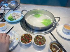 -粤顺渔坊·中山脆肉鲩火锅(清湖店)